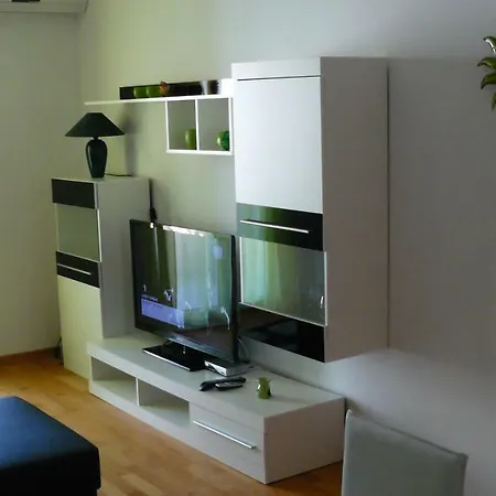House 193446-holiday App Rtl Lejlighed *